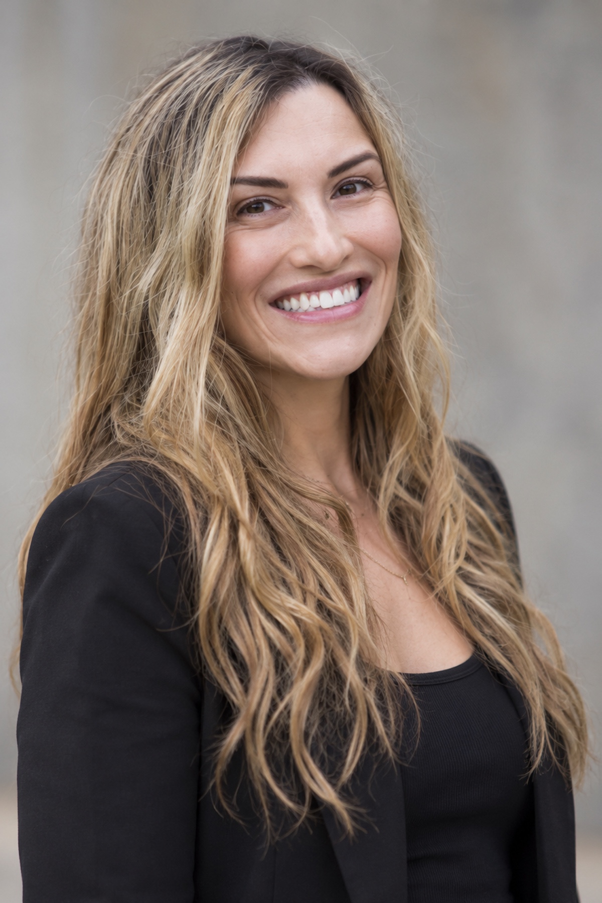 Nicole Ward Headshot